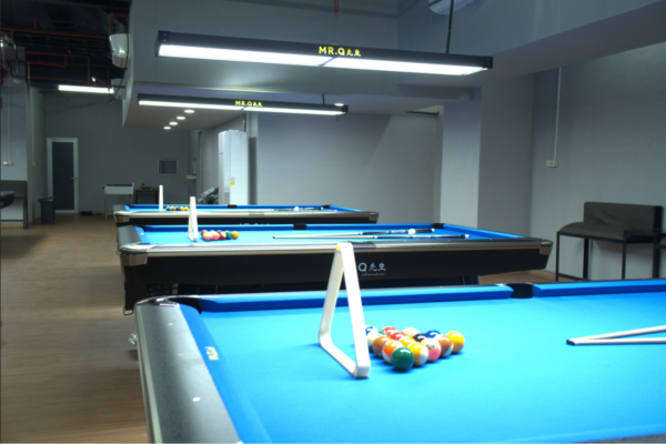 Nyodok Pool & Cafee