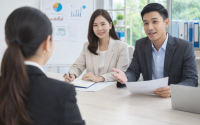 Wawancara kerja di ruang kantor Wawancara kerja di ruang kantor